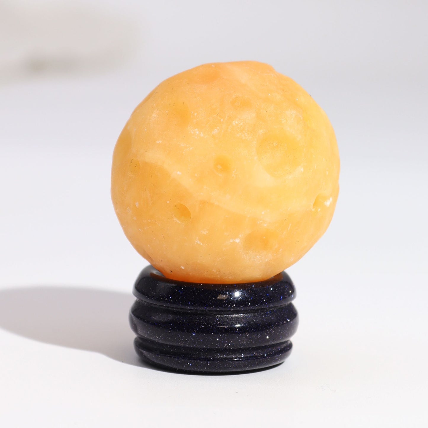Planeta Saturno de Jade Amarillo